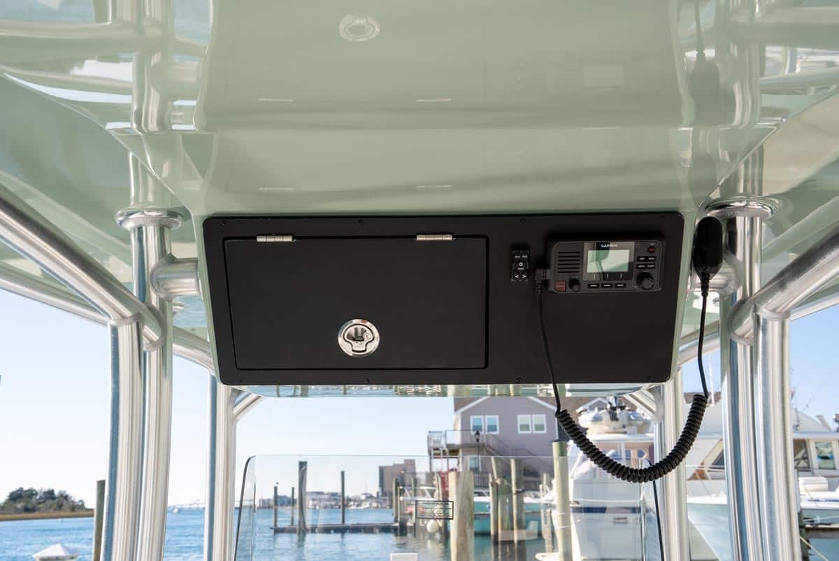 garmin-vhf-115-with-8-antenna Icon